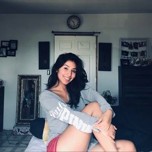 Meet your Posher, Dannae